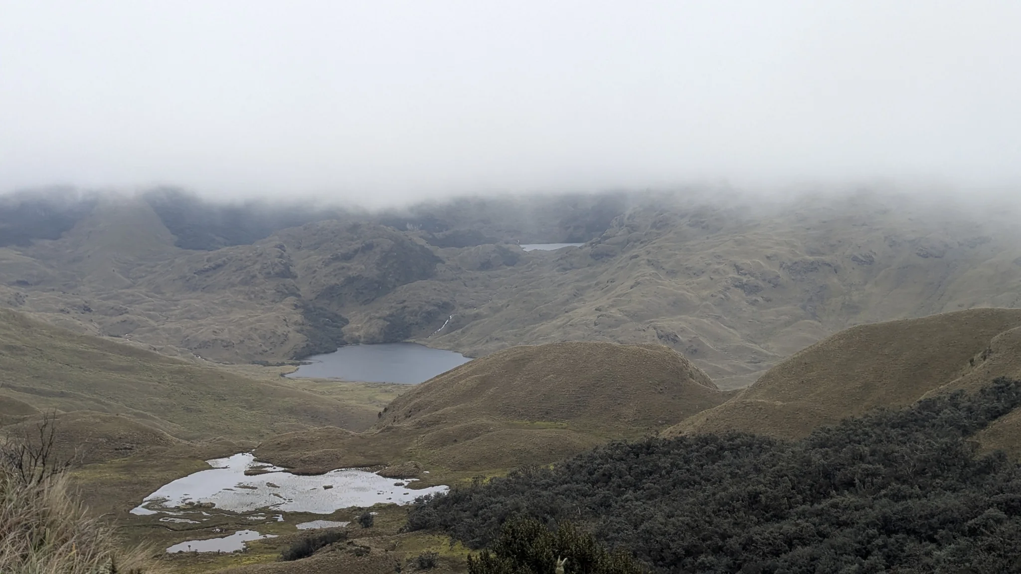 Niebla sobre la cuenca de los Yanaurcos.